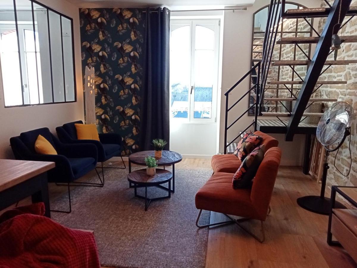 Tourmaline Apartment กงการ์โน ภายนอก รูปภาพ